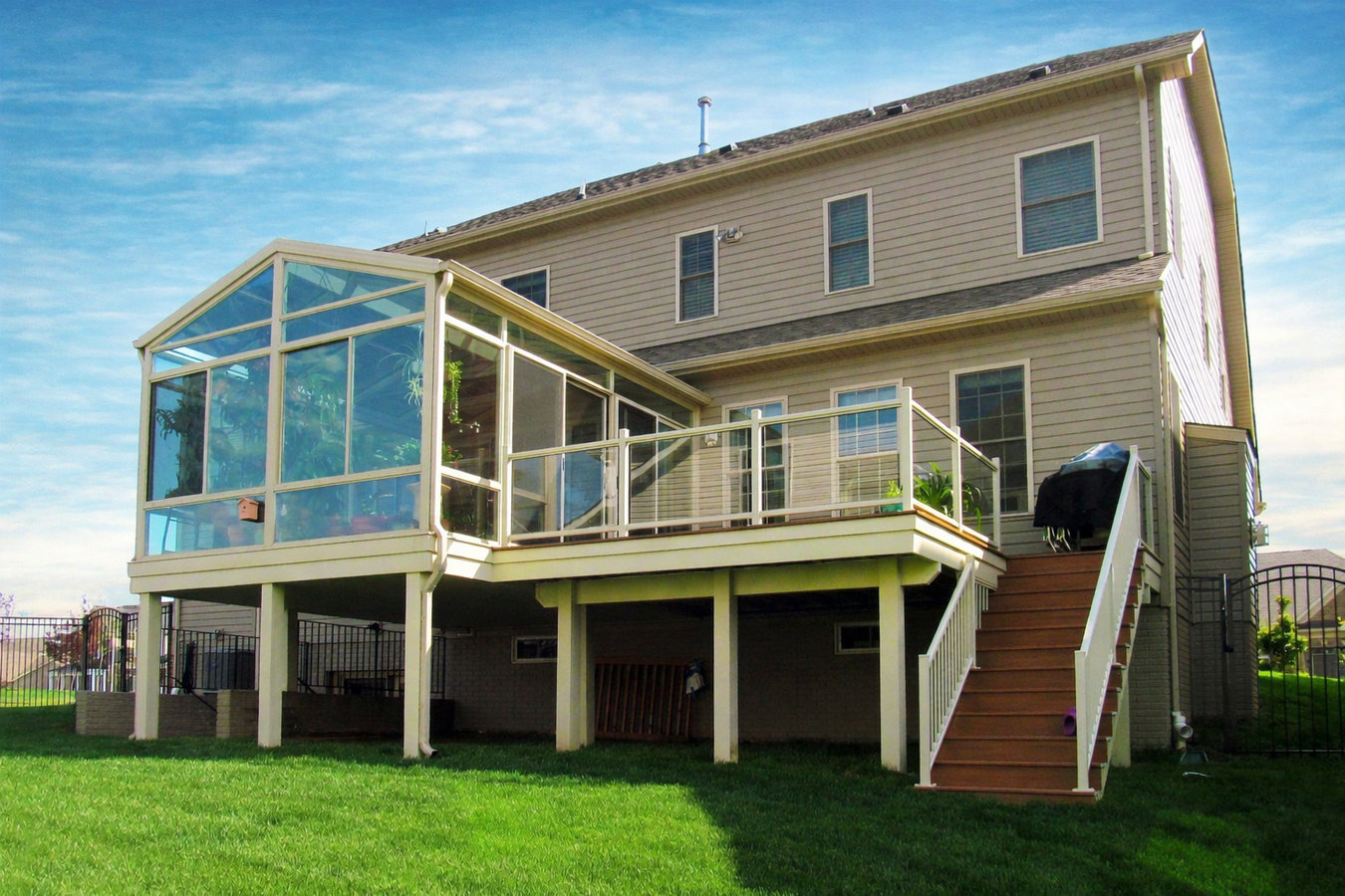 Deck-to-sunroom conversion in Lakewood, CA
